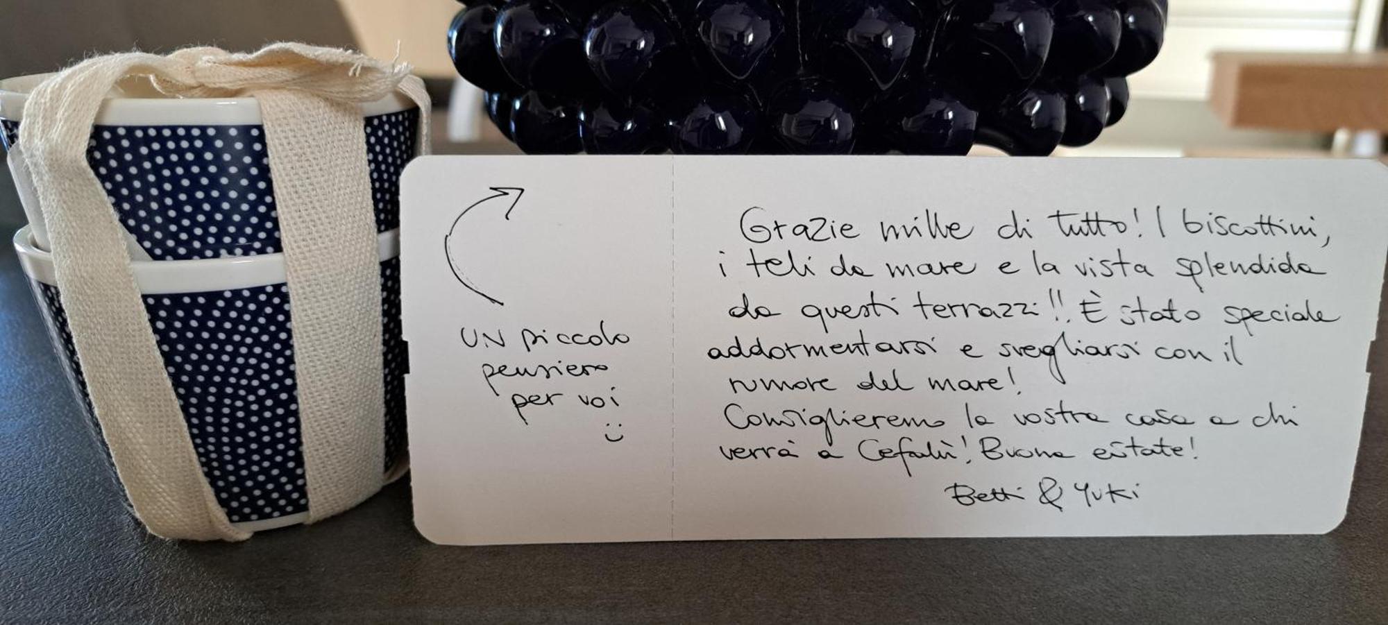 Franco'S Suite 切法卢 外观 照片